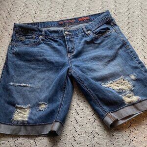 💜💜 Junior Size 9 Bermuda Shorts by Chip and Pepper